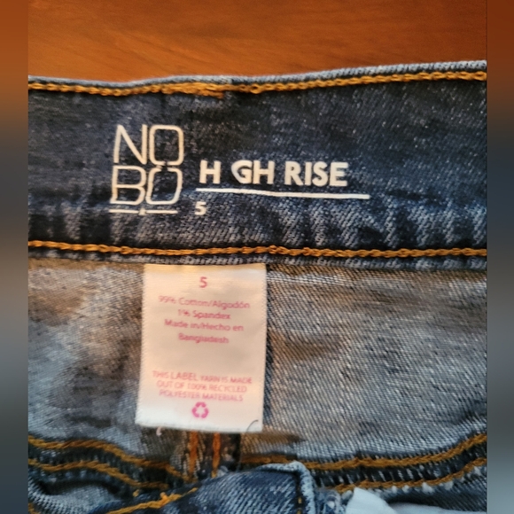 Super Flattering High Rise!! - Picture 3 of 3